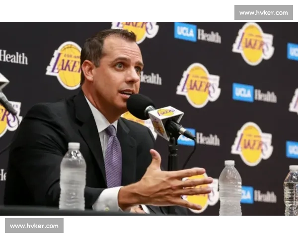 篮球直播焦点汇总今日赛事前瞻球星动态与战术解析全程追踪报道分析